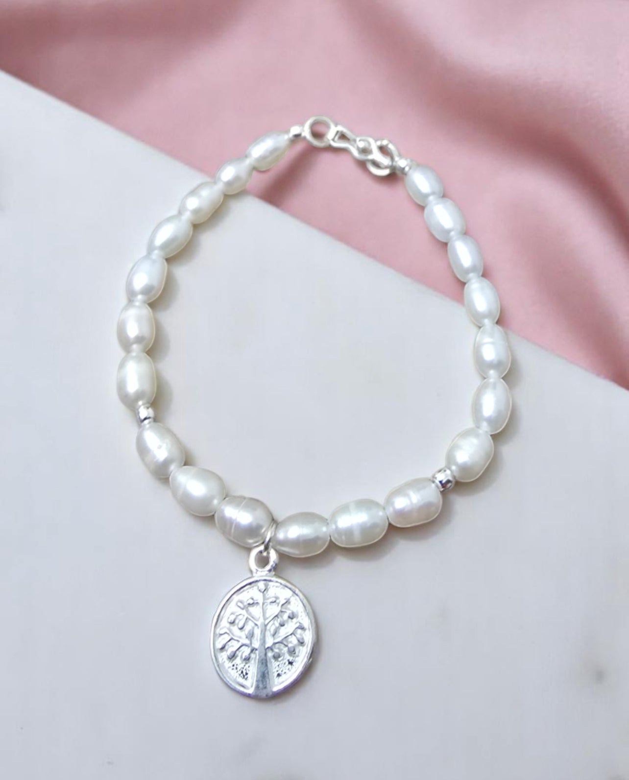 Hope pearls bracelet