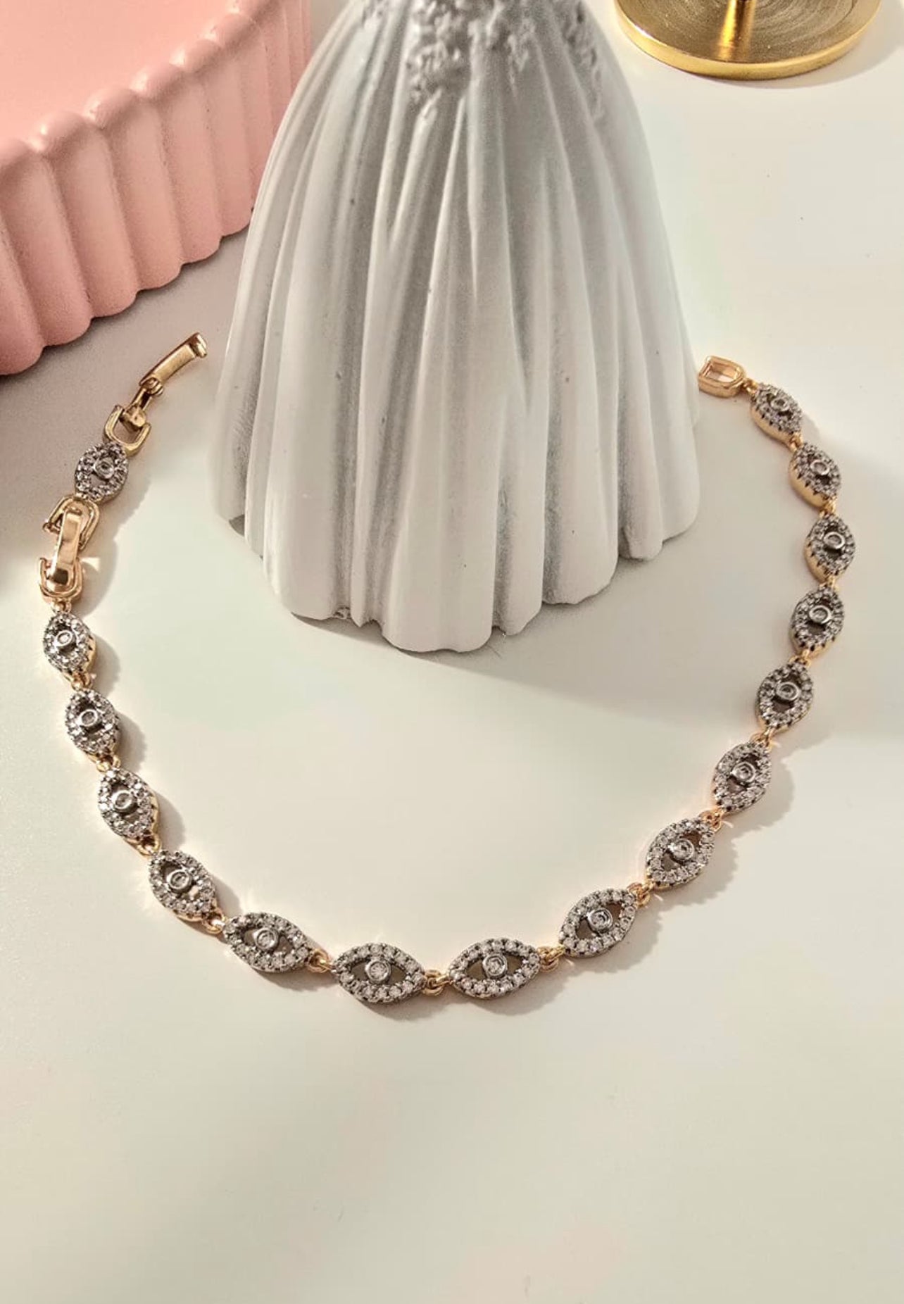 Vanity Zirconia Eyes Bracelet