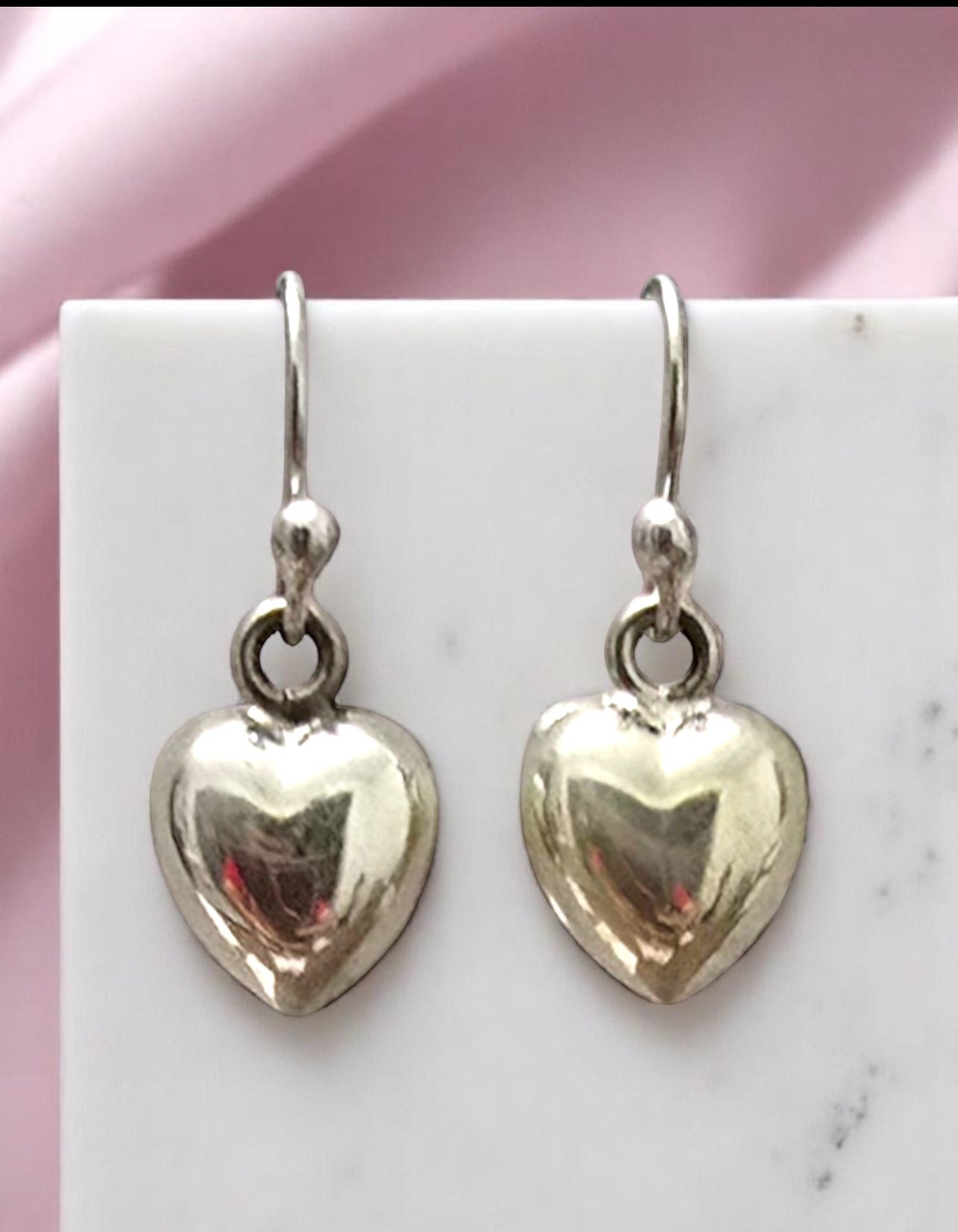 Chunky heart hooks earrings