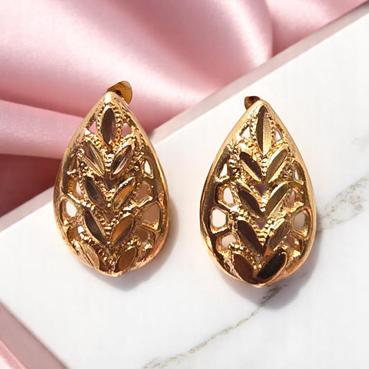 Leafy studs earrings