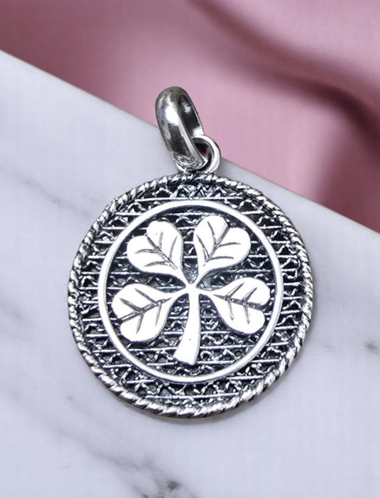 Clover silver charm