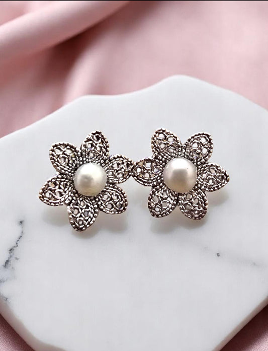 Lilis earrings